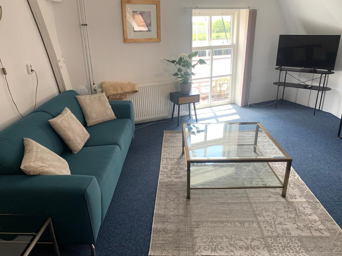 Pakhuis Aan De Haven - Bakboord Zierikzee Luaran gambar