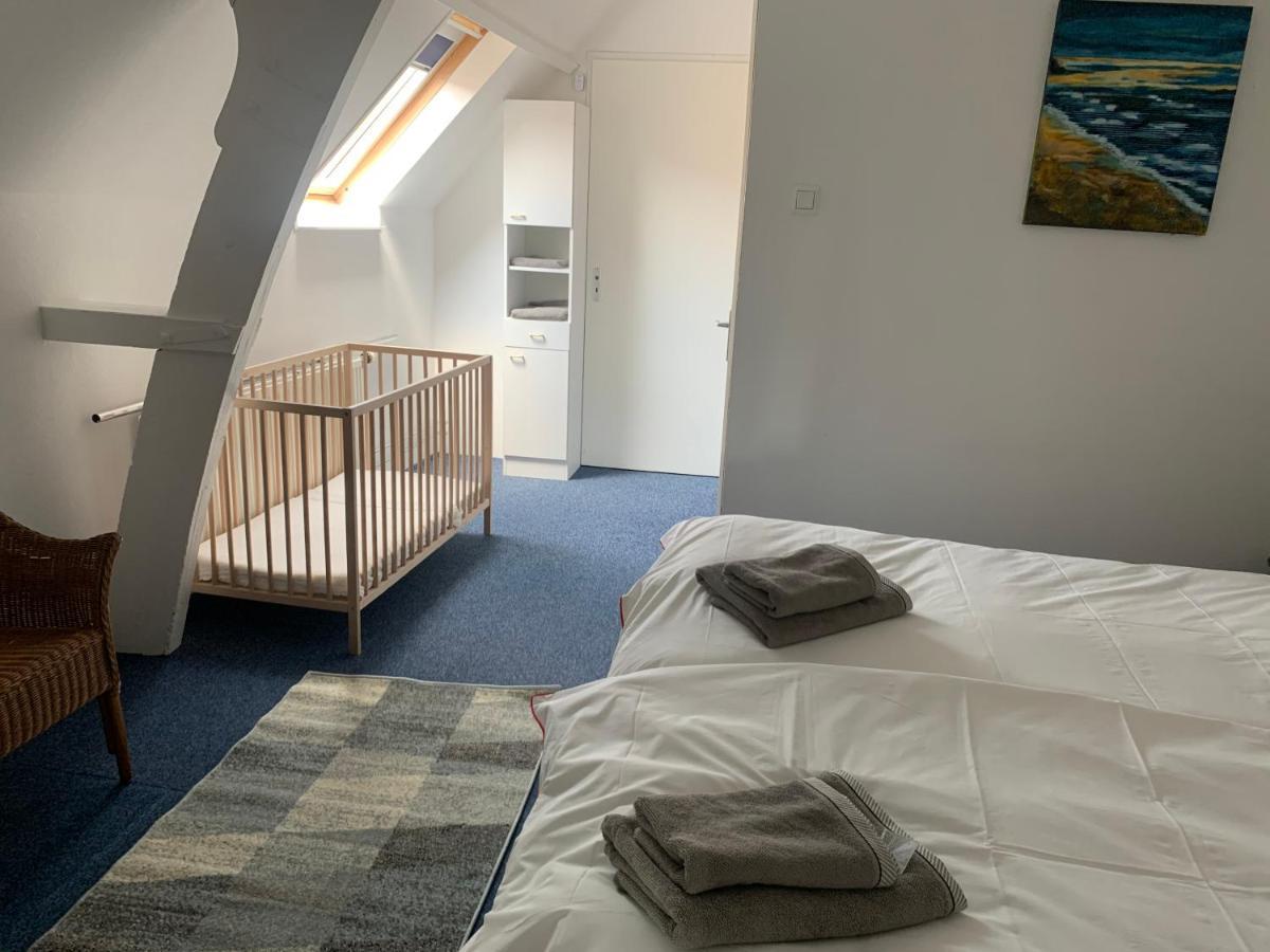 Pakhuis Aan De Haven - Bakboord Zierikzee Luaran gambar